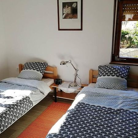 Zrm Center Apartment Idrija Ngoại thất bức ảnh